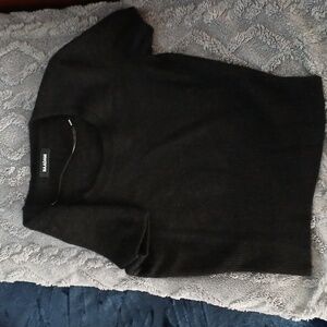 Naadam cashmere sweater black short sleeve in large